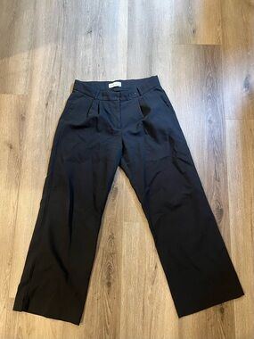 Abercrombie & Fitch Black Pleated Wide-Leg Dress Pants